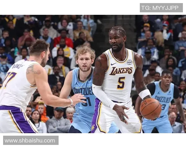 7胜0负+10胜1负！湖人捡漏810万王牌真香：近6战4次砍20+10